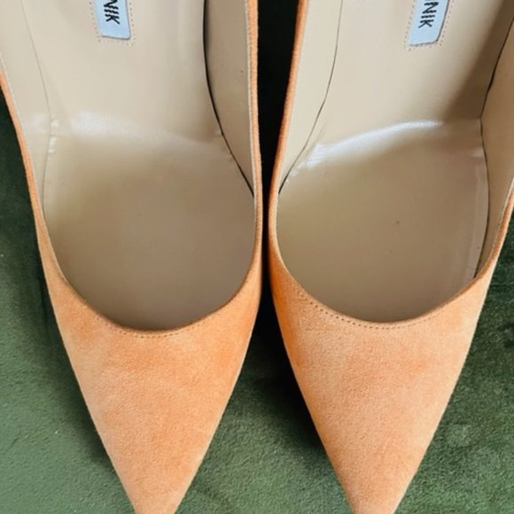 Manolo Blahnik pump - Picture 5 of 8